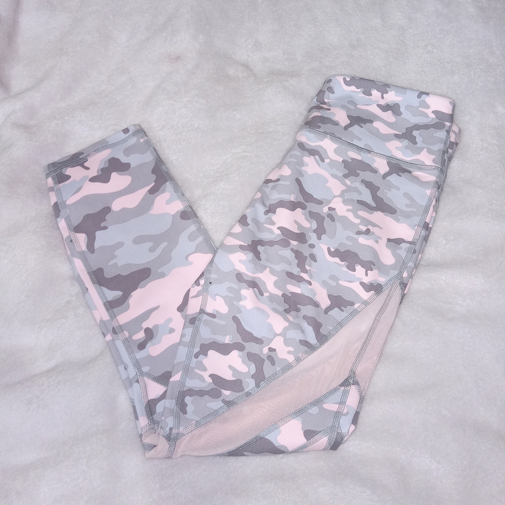 Fabletics Powerhold Cropped Pink and Gray Camouflage Leggings XS
